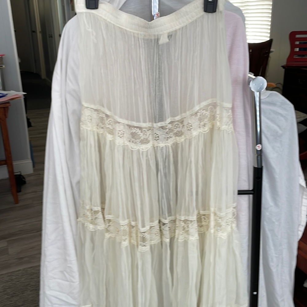 Ivory lace skirt- Size Medium -  Sheer